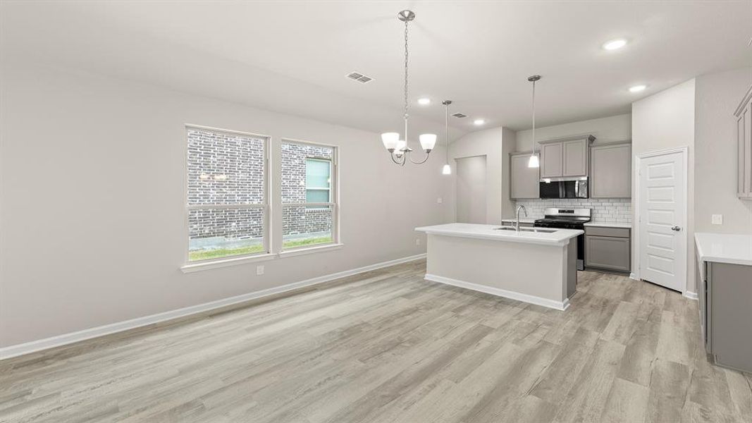 09. 1734 Coachman - Dining (2) 09. 1734 Coachman - Dining (2)