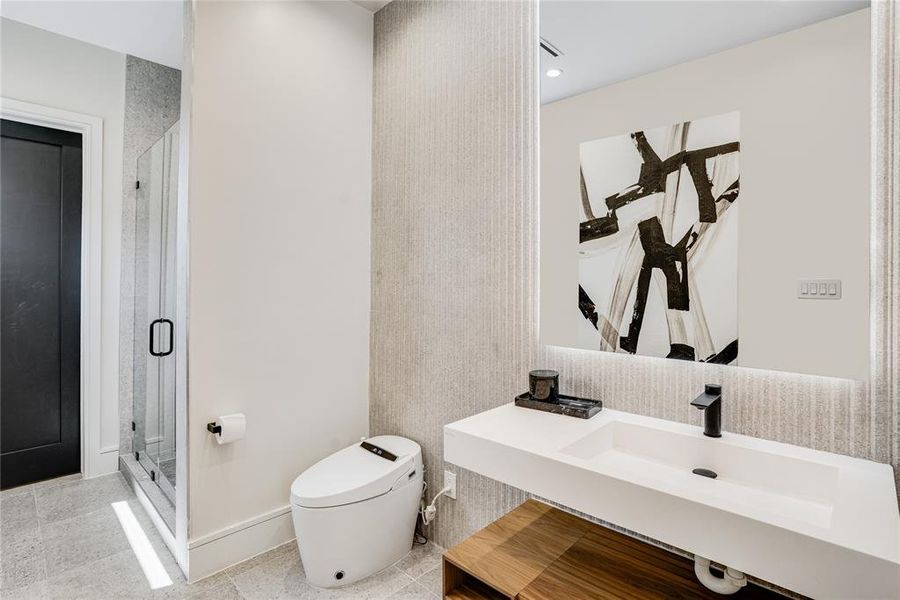 Downstairs guest suite