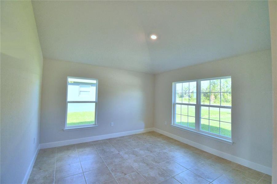 Spacious, unfurnished interior of a new home in Cadence Crossing, Auburndale (Image 34).