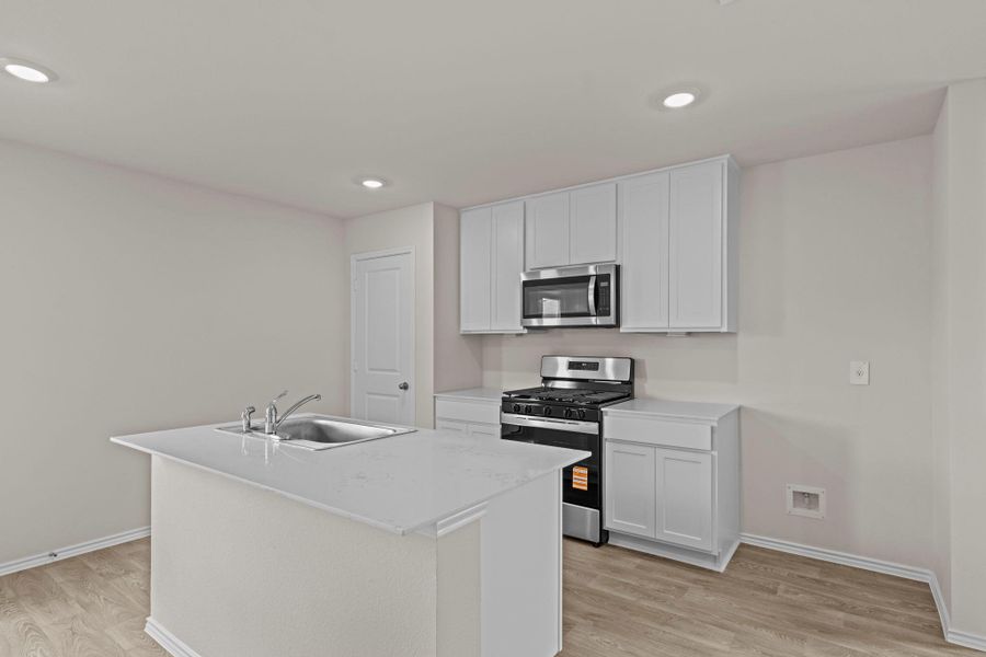 Furnished interior view inside a new home in Sunset Oaks, Maxwell (Image 10).
