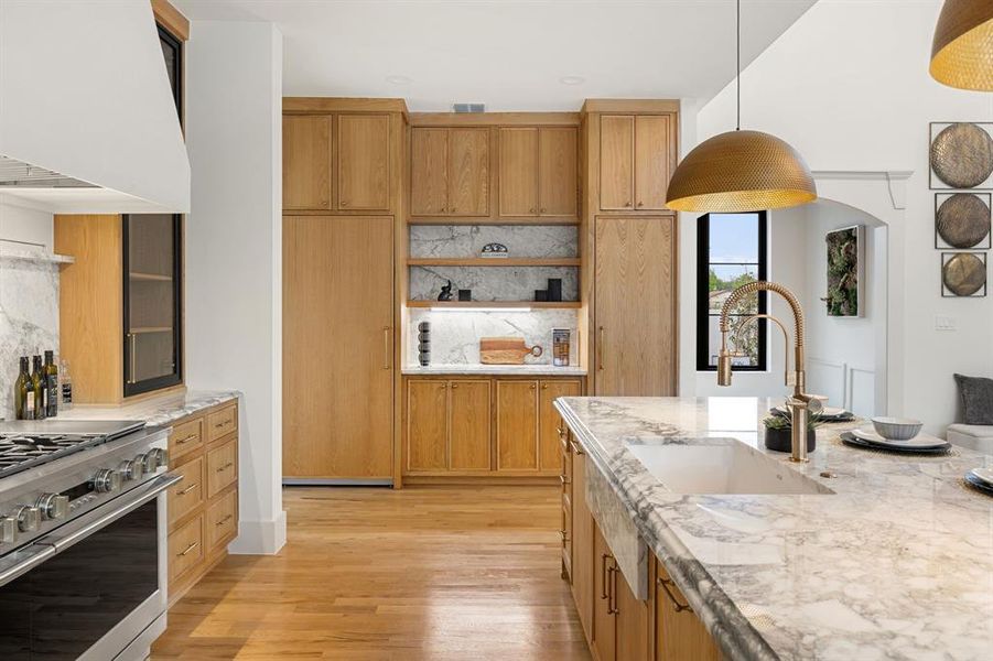 Furnished interior view inside a new home in , Dallas (Image 7).