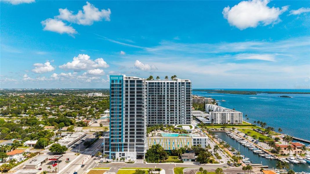 Condo located in Lake Park, FL showcasing its design and architecture (Image 35). Condo located in Lake Park, FL showcasing its design and architecture (Image 35).