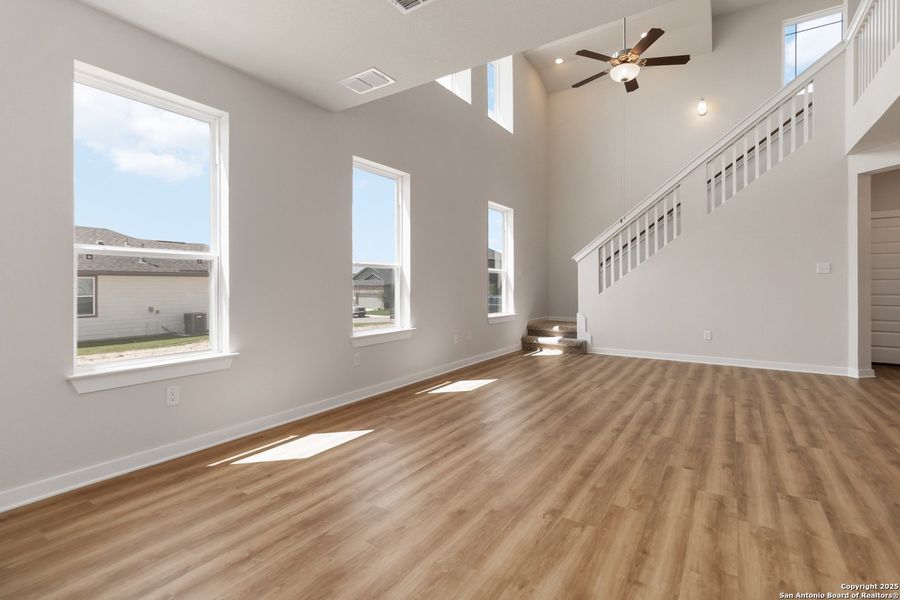 Spacious, unfurnished interior of a new home in Hickory Ridge, Elmendorf (Image 14).