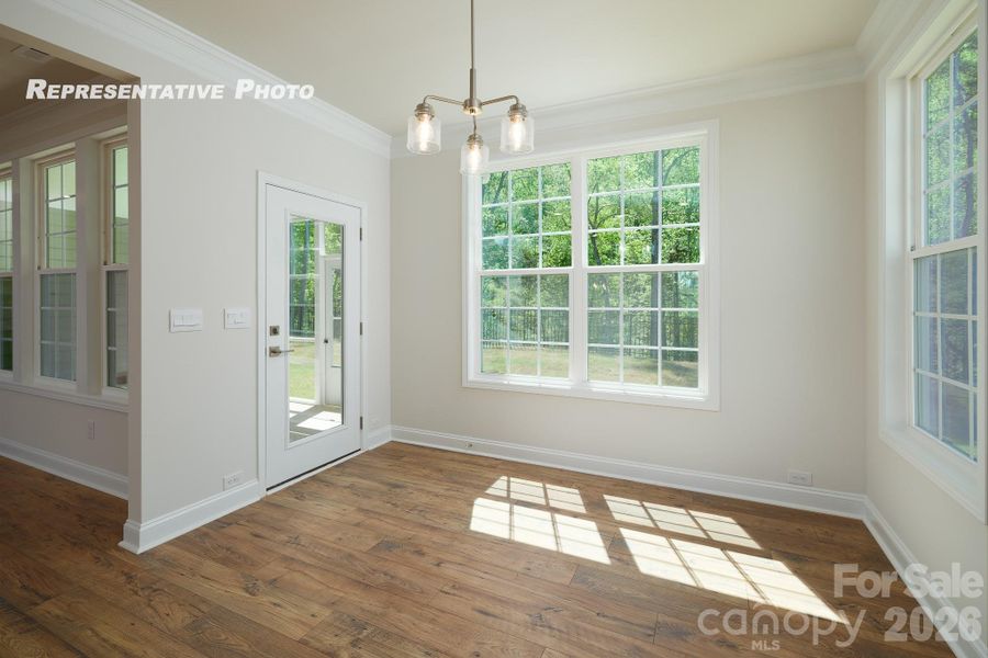 Spacious, unfurnished interior of a new home in Sylvan Creek, Denver (Image 36).