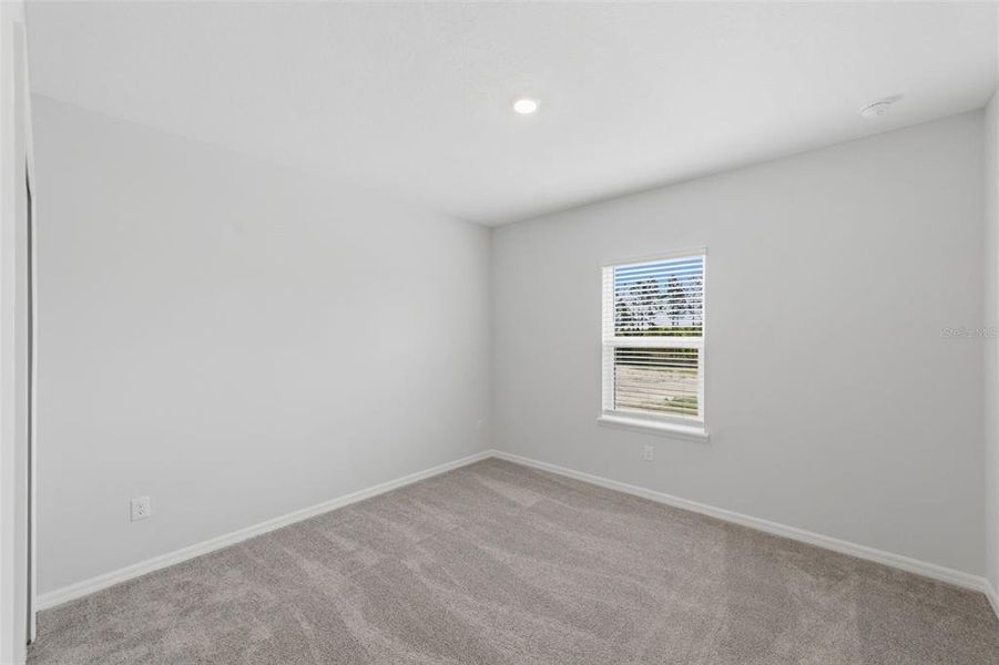 Spacious, unfurnished interior of a new home in Hammock at Two Rivers, Zephyrhills (Image 81).