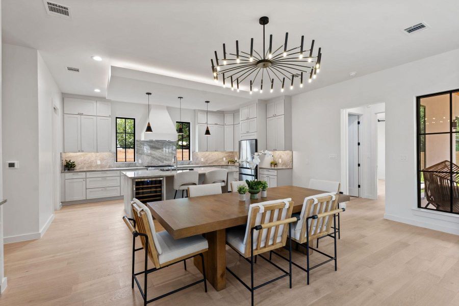 Culinary excellence awaits in this open-concept kitchen, seamlessly blending style and function for entertaining. Culinary excellence awaits in this open-concept kitchen, seamlessly blending style and function for entertaining.