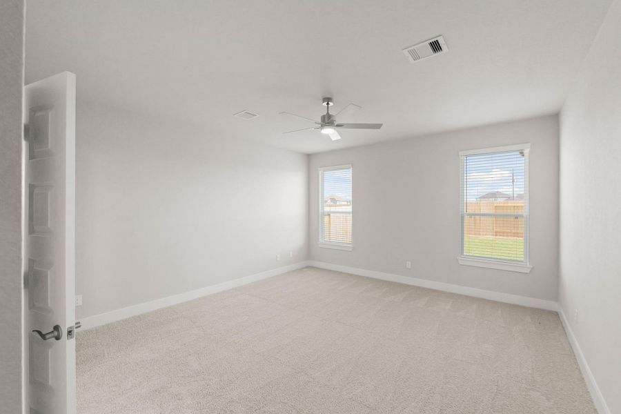 Spacious, unfurnished interior of a new home in Briarwood Crossing, Rosenberg (Image 27). Spacious, unfurnished interior of a new home in Briarwood Crossing, Rosenberg (Image 27).