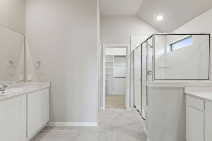 Primary bathroom in the Diamond home plan by Trophy Signature Homes – REPRESENTATIVE PHOTO Primary bathroom in the Diamond home plan by Trophy Signature Homes – REPRESENTATIVE PHOTO
