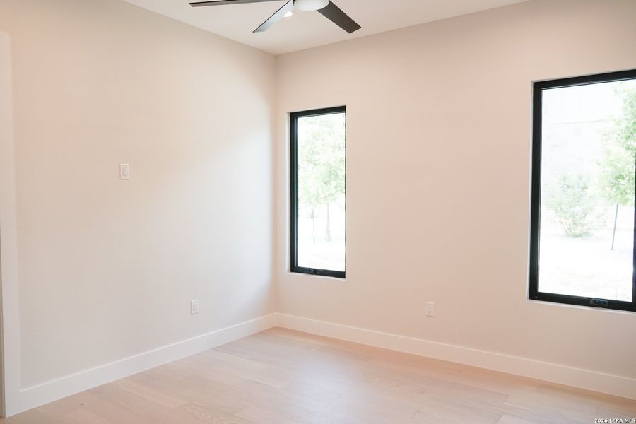 Spacious, unfurnished interior of a new home in , Boerne (Image 17).