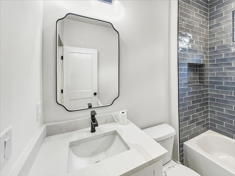 Furnished interior view inside a new home in , Lawrenceville (Image 8).