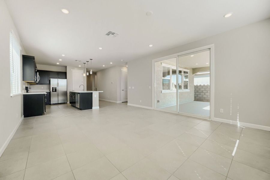 3br New Home in San Tan Valley, AZ.  - Slide 7