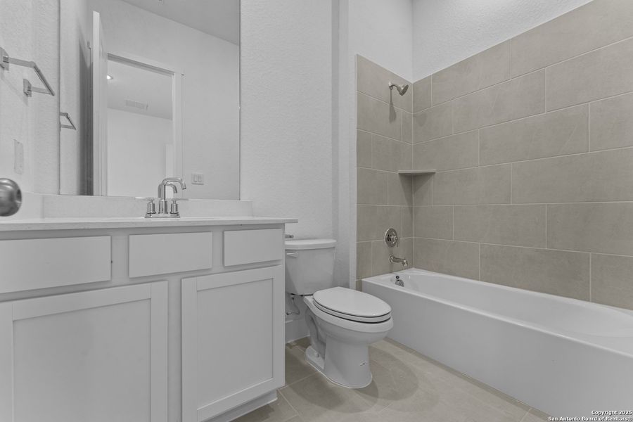 Furnished interior view inside a new home in , New Braunfels (Image 3). Furnished interior view inside a new home in , New Braunfels (Image 3).