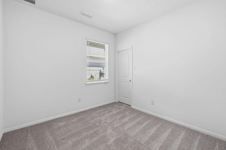 Spacious, unfurnished interior of a new home in Arcadia 40s, Missouri City (Image 45). Spacious, unfurnished interior of a new home in Arcadia 40s, Missouri City (Image 45).
