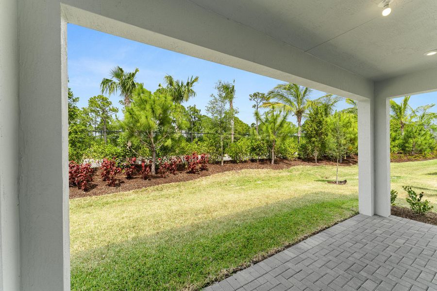 Image 13 of a home in Avila.