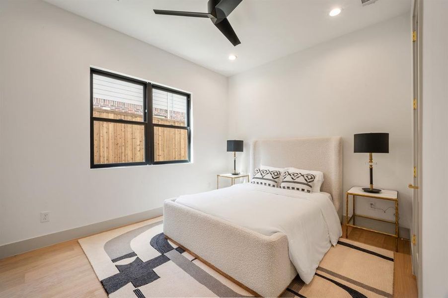 Furnished interior view inside a new home in , Dallas (Image 25).