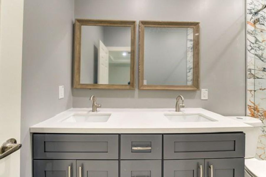 Image 43 of a home in . Image 43 of a home in .