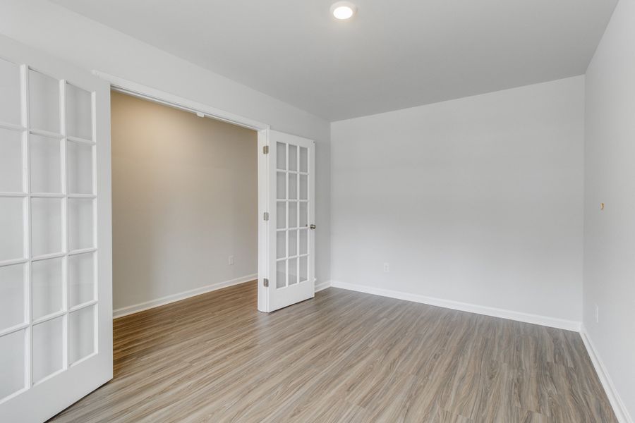 Spacious, unfurnished interior of a new home in Killians Crossing, Blythewood (Image 17).