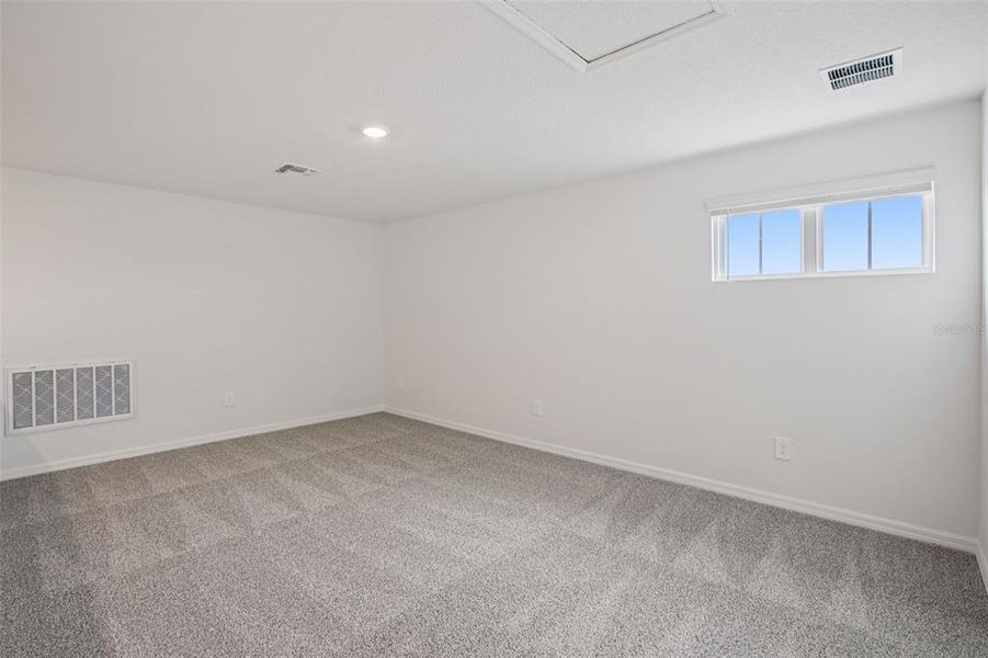 Spacious, unfurnished interior of a new home in Two Rivers - Signature Series, Zephyrhills (Image 24).