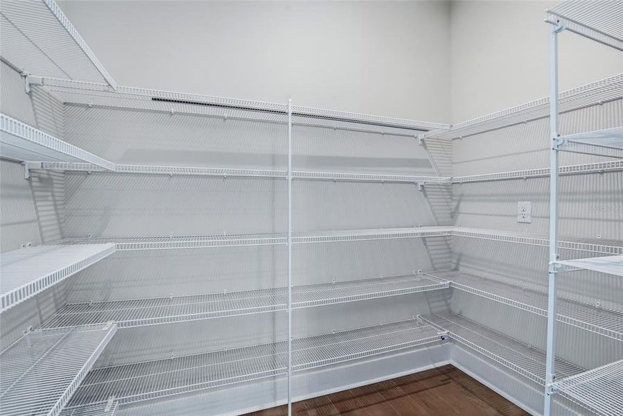 Spacious, unfurnished interior of a new home in , St. Petersburg (Image 56).