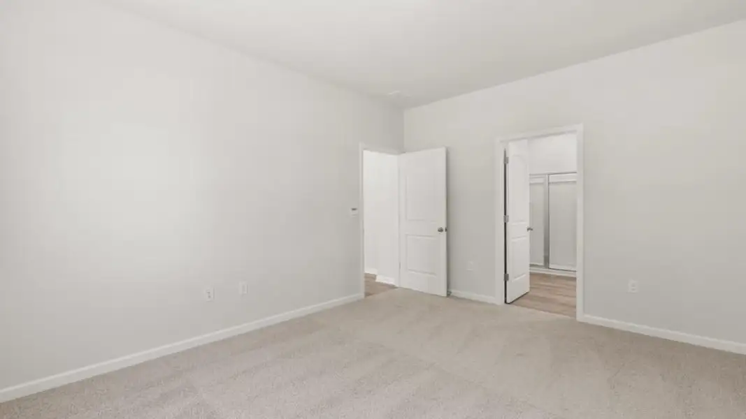 Spacious, unfurnished interior of a new home in Oconee Overlook, Gainesville (Image 19). Spacious, unfurnished interior of a new home in Oconee Overlook, Gainesville (Image 19).