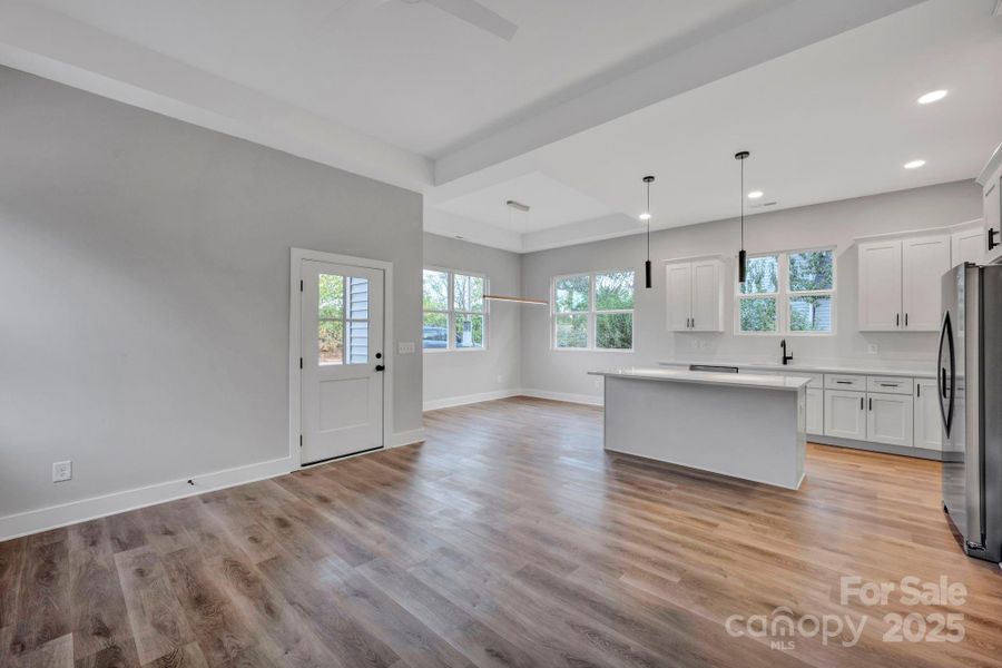 Spacious, unfurnished interior of a new home in , Salisbury (Image 27).