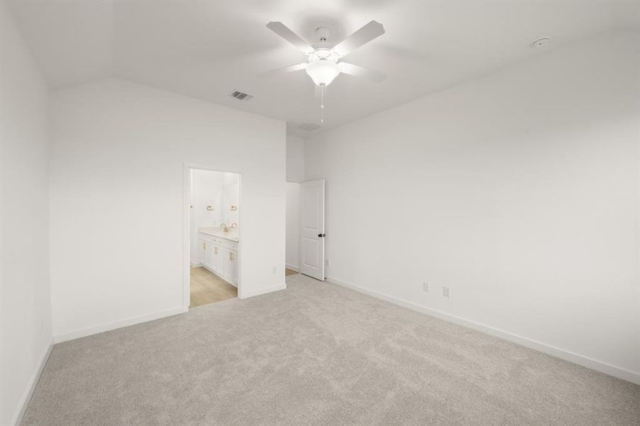 716 Tyronza- Primary Suite-2