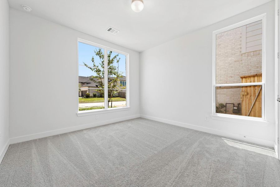 Spacious, unfurnished interior of a new home in Everly, Hockley (Image 11).