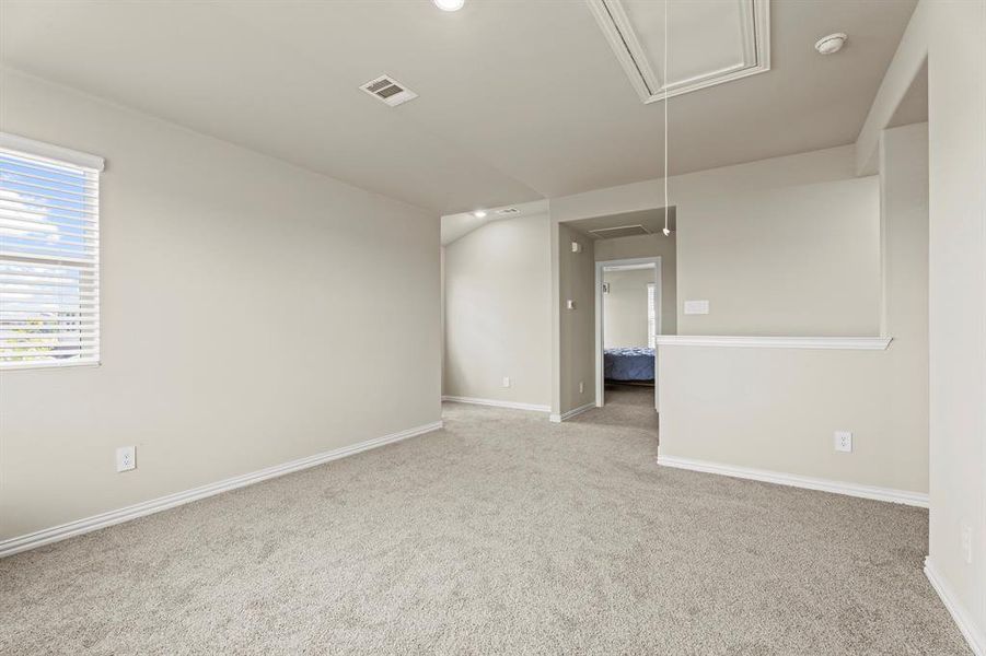 Spacious, unfurnished interior of a new home in Briarwood Hills - Highland Series, Forney (Image 20). Spacious, unfurnished interior of a new home in Briarwood Hills - Highland Series, Forney (Image 20).