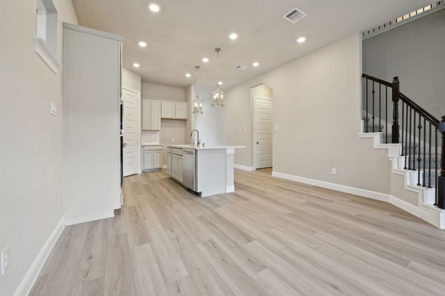 Photo is not of the actual home but is an inspirational photo of builder’s model home and may depict options, furnishings, and/or decorator features that are not included. Photo is not of the actual home but is an inspirational photo of builder’s model home and may depict options, furnishings, and/or decorator features that are not included.