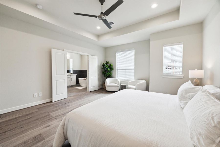 Furnished interior view inside a new home in Willowbend Point, Houston (Image 13).