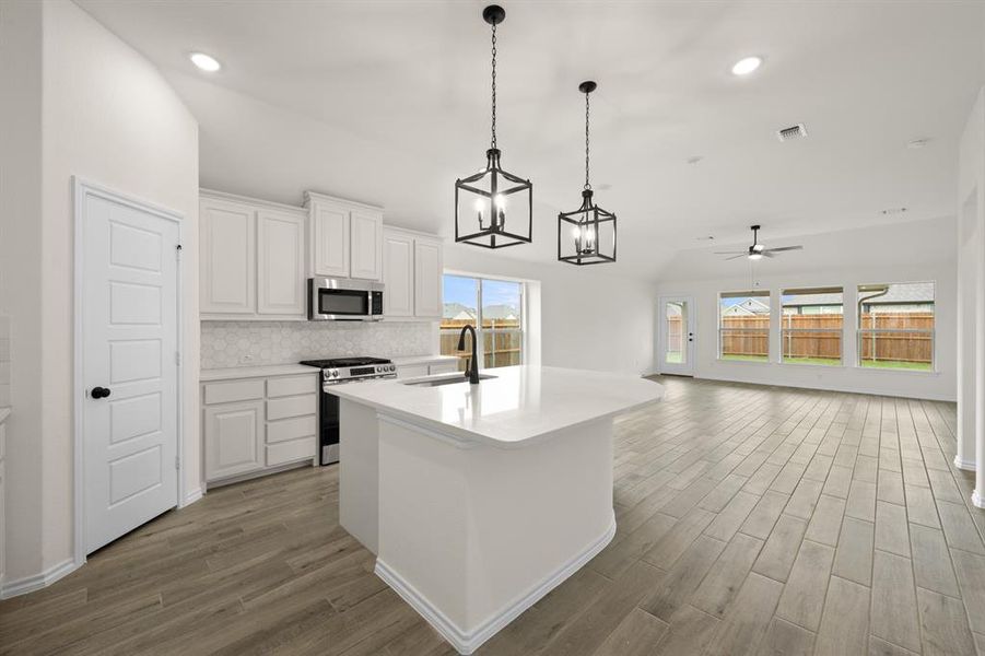 1009 Stonehaven- Kitchen-1