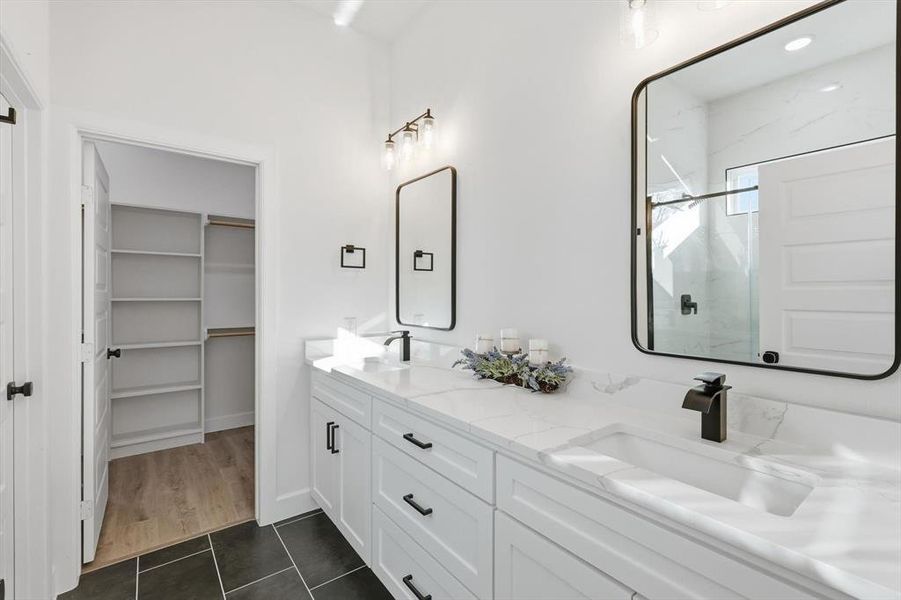 Furnished interior view inside a new home in , Haltom City (Image 8).