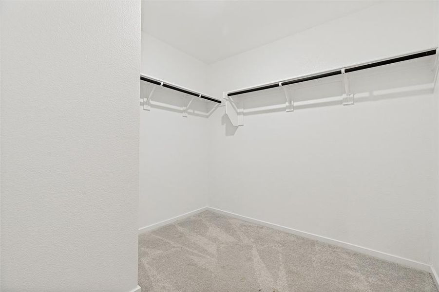 Spacious, unfurnished interior of a new home in Tillage Farms, Princeton (Image 32).