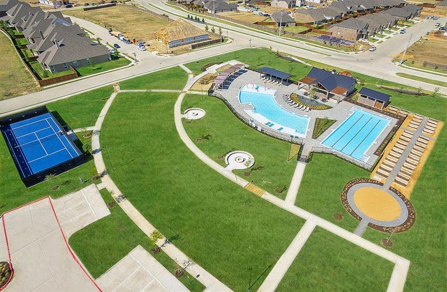 Community amenities in Lily Creek at Sutton Fields, Aubrey (Image 8).