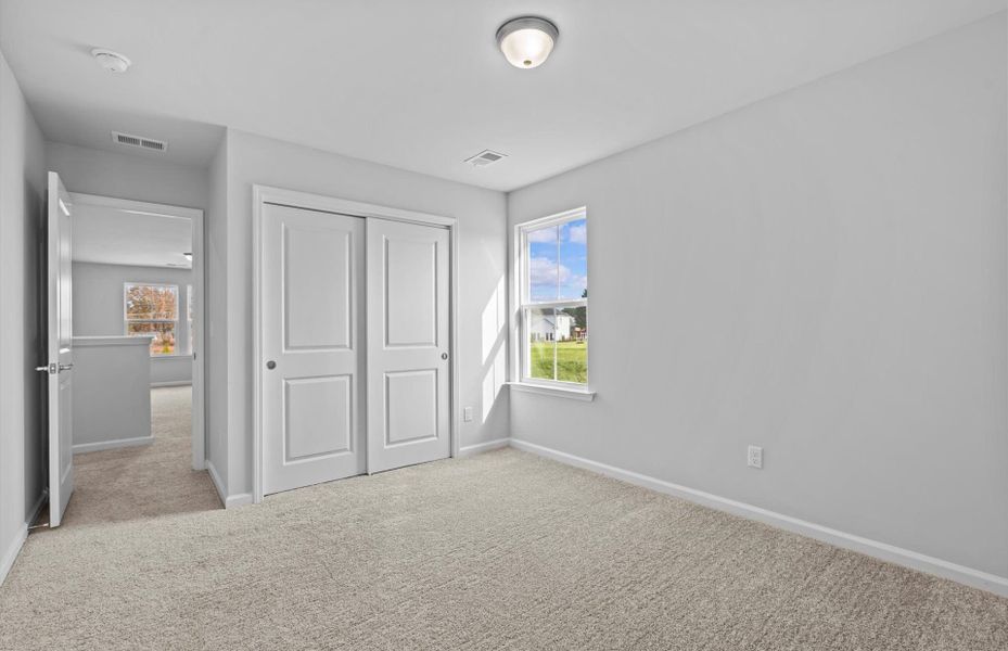 Spacious, unfurnished interior of a new home in Fox Hollow, Spartanburg (Image 15). Spacious, unfurnished interior of a new home in Fox Hollow, Spartanburg (Image 15).
