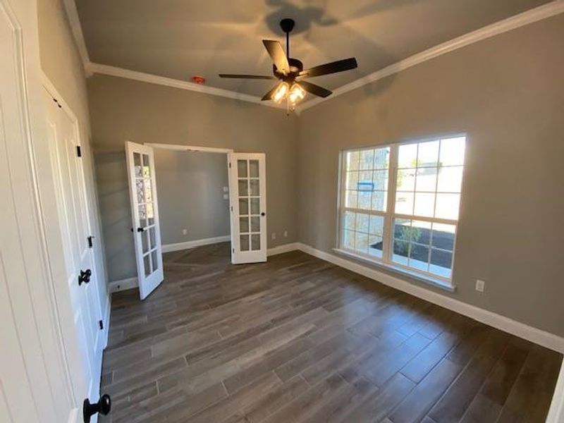 Spacious, unfurnished interior of a new home in , Azle (Image 15).