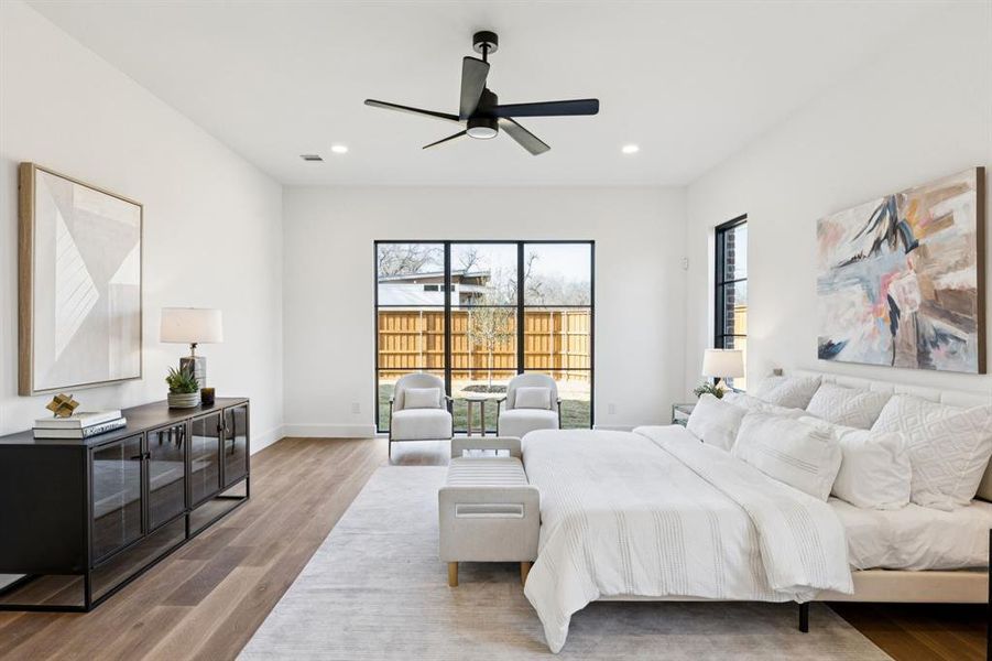 Furnished interior view inside a new home in , Dallas (Image 26).