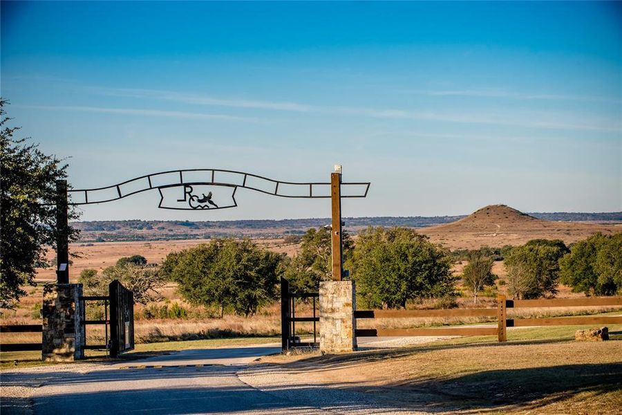 Image 33 of a home in . Image 33 of a home in .