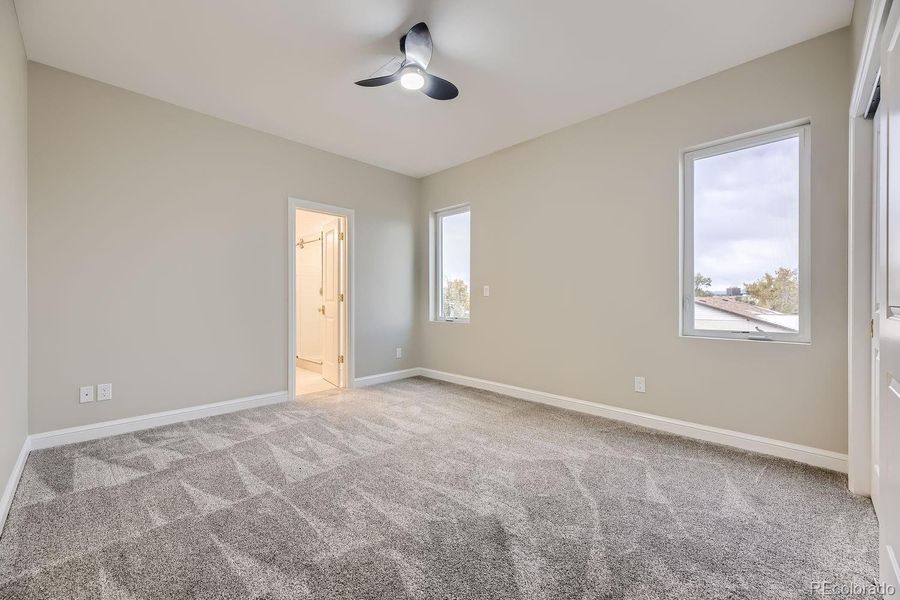 3rd additional upper en-suite bedroom