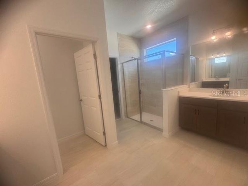 Furnished interior view inside a new home in Oakview, Apopka (Image 5).