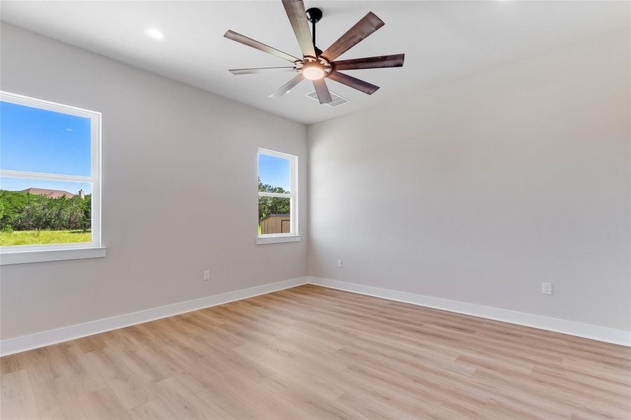 Spacious, unfurnished interior of a new home in , Bertram (Image 17).