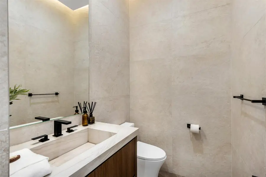 POWDER_ROOM POWDER_ROOM