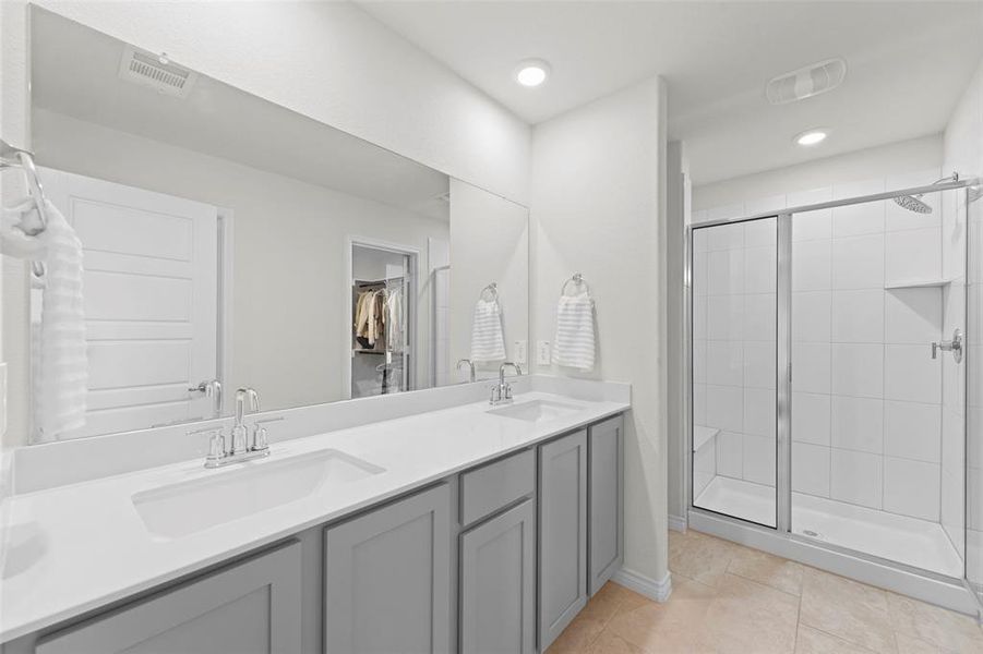 Furnished interior view inside a new home in , Aubrey (Image 18).