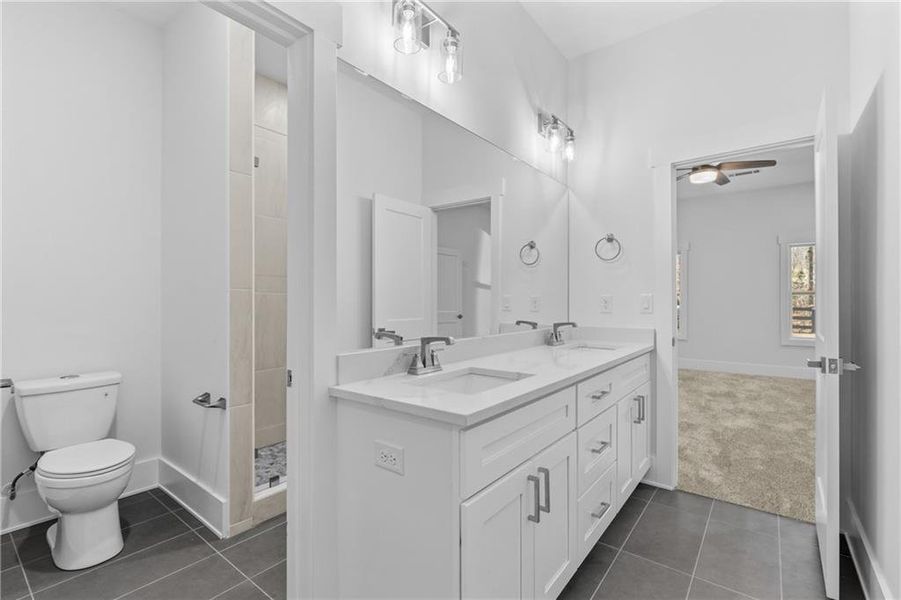 Furnished interior view inside a new home in , Alpharetta (Image 58).