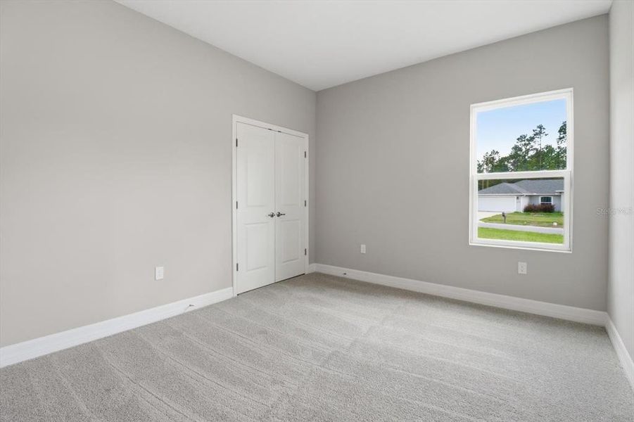 Spacious, unfurnished interior of a new home in , Ocala (Image 32).