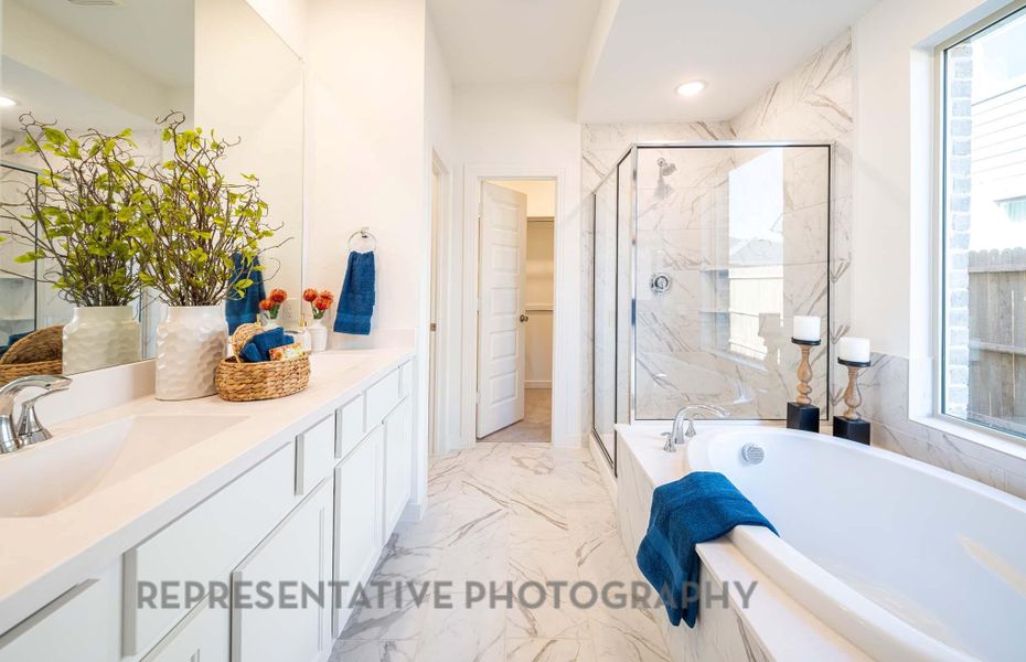 Furnished interior view inside a new home in Brookewater, Rosenberg (Image 8).