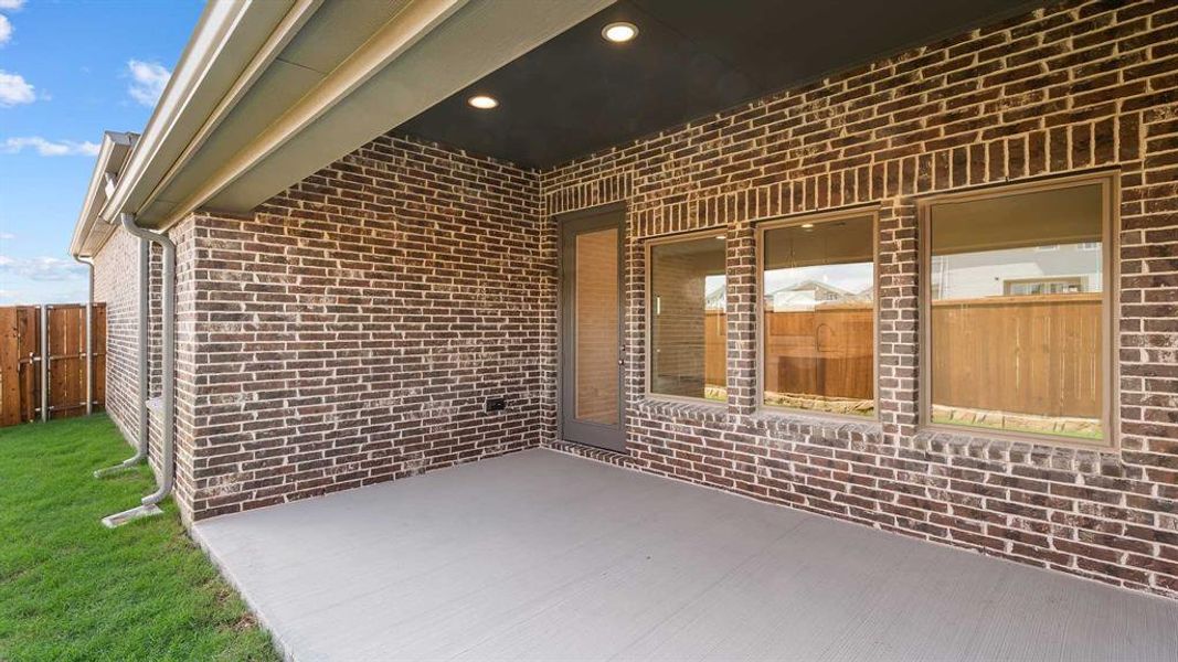 Spacious, unfurnished interior of a new home in The Heights At Uptown Celina 45', Celina (Image 13). Spacious, unfurnished interior of a new home in The Heights At Uptown Celina 45', Celina (Image 13).