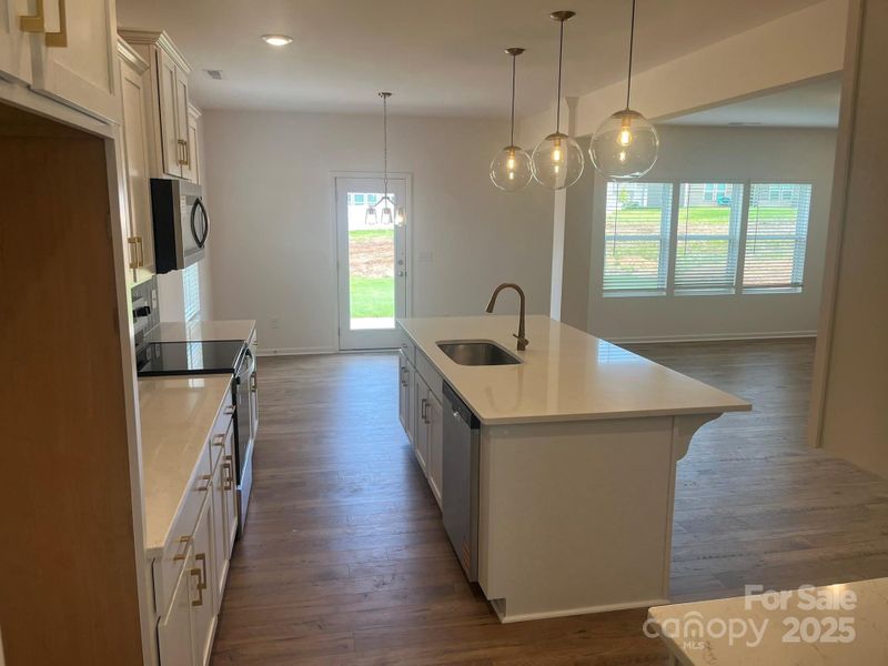 Image 12 of a home in Morgan Hills.