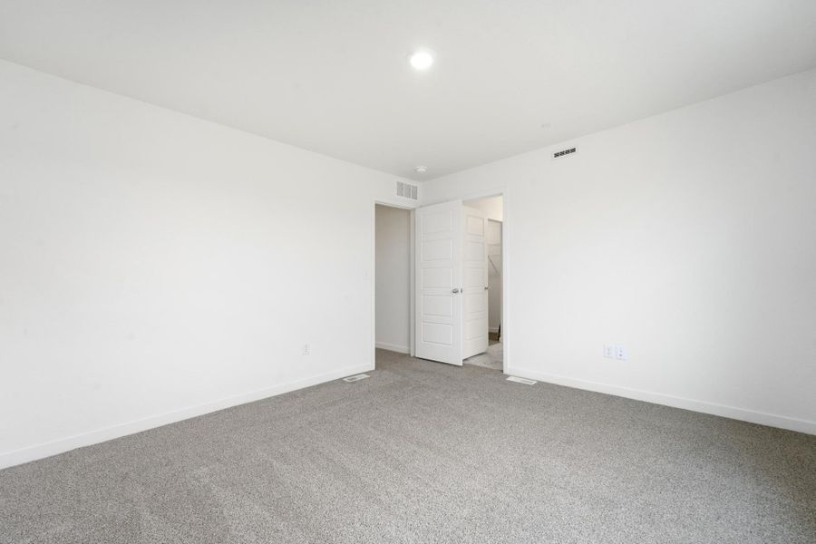 Spacious, unfurnished interior of a new home in Liberty Draw, Evans (Image 16).
