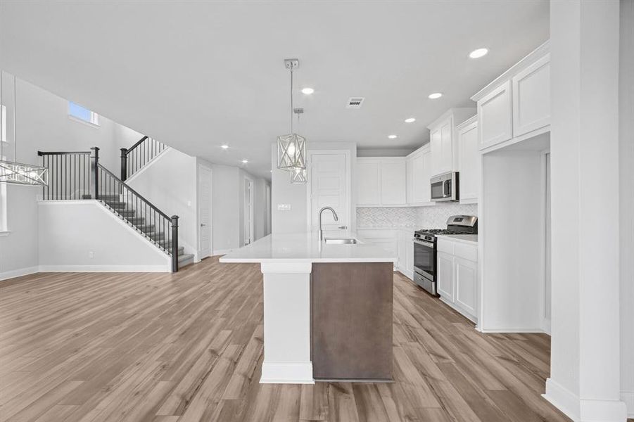 Image 30 of a home in Treeline. Image 30 of a home in Treeline.